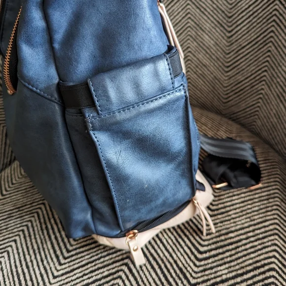 Diaper Bag - Picture 9 of 11